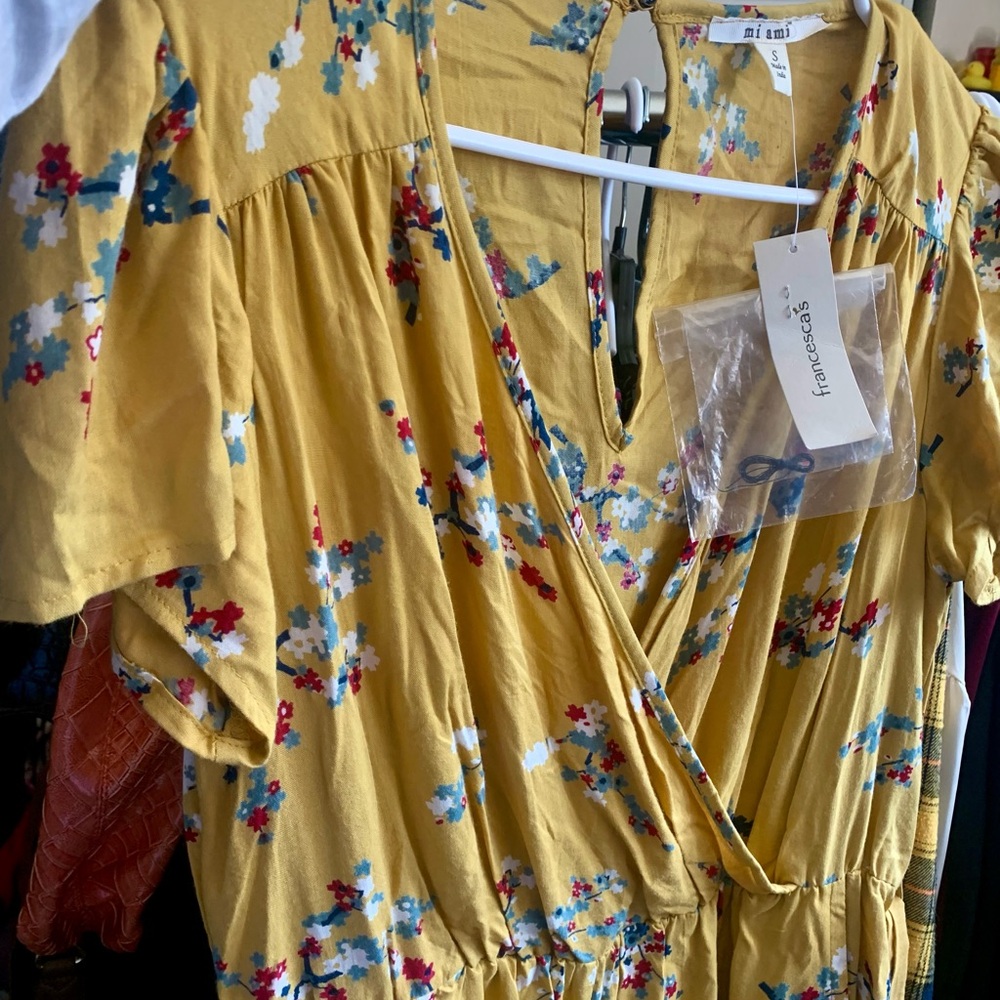 NWT Francesca’s Mi Ami floral Jumpsuit